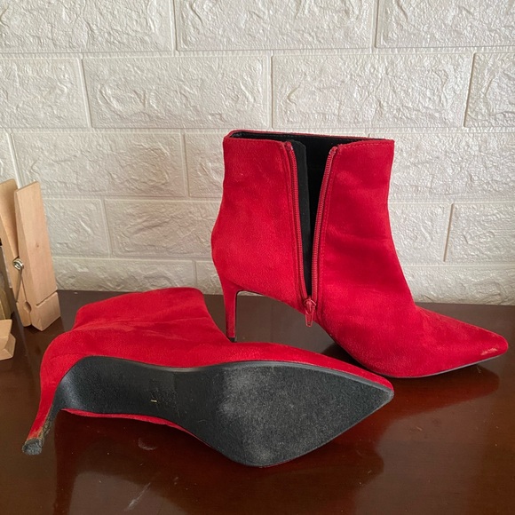 Red Delicious Brand Red Suede Ankle Booties (size 10) - Picture 2 of 3